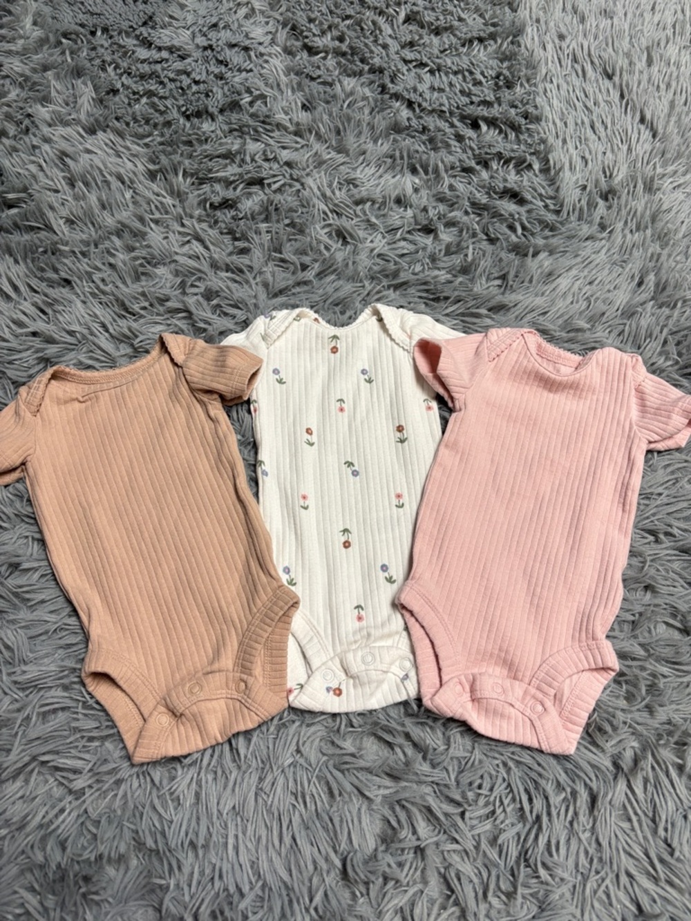Ribbed Short Sleeve One-Piece Bodysuit Set of 3 - Pink, Tan & White Floral Print